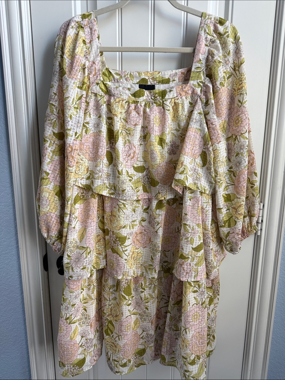 Who What Wear Floral Tiered Dress in Pink & Olive